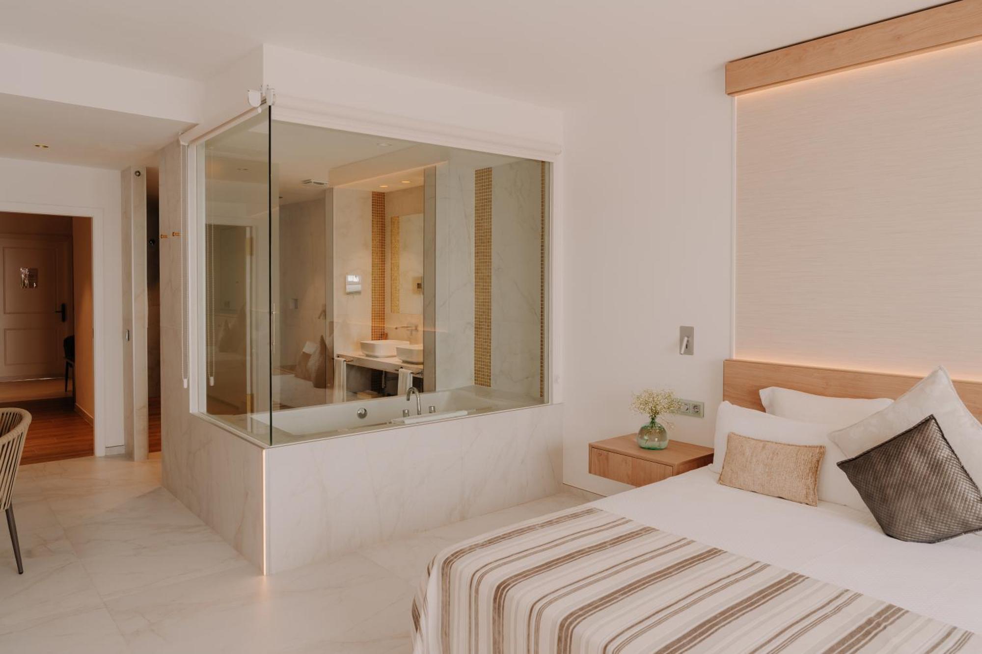 Hotel Vistabella Roses Luaran gambar
